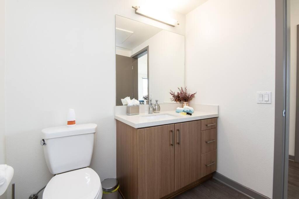Centrally Located Apartments With Free Parking Glendale Ngoại thất bức ảnh